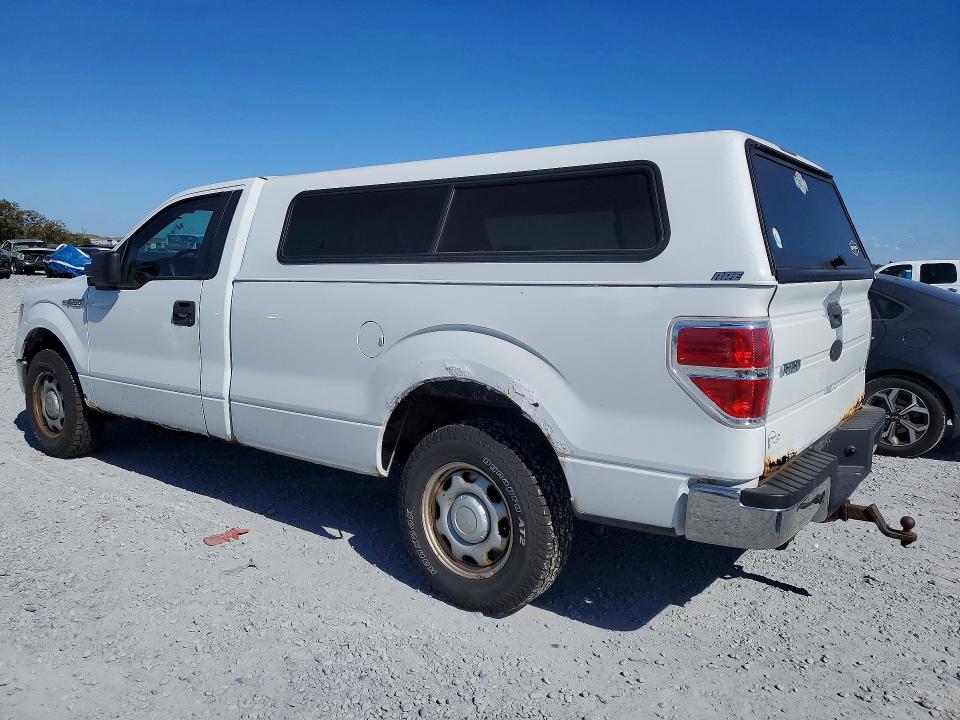 Photo 2 from auction – 2010 FORD F150 with VIN 1FTMF1CW2AKB82649