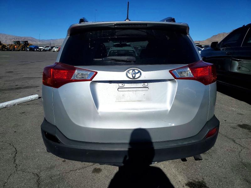 Photo 6 from auction – 2015 TOYOTA RAV4 LIMIT with VIN JTMDFREV6FD159292