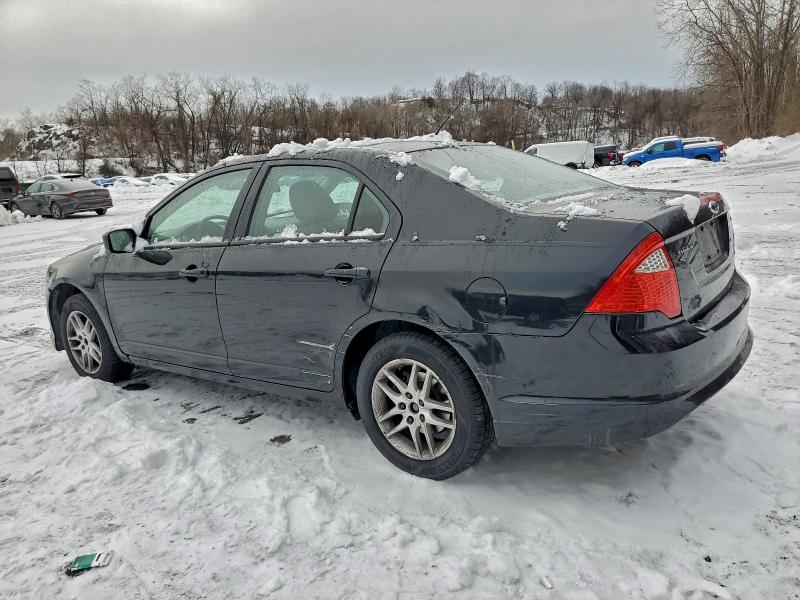 Photo 2 from auction – 2010 FORD FUSION S with VIN 3FAHP0GA0AR190886