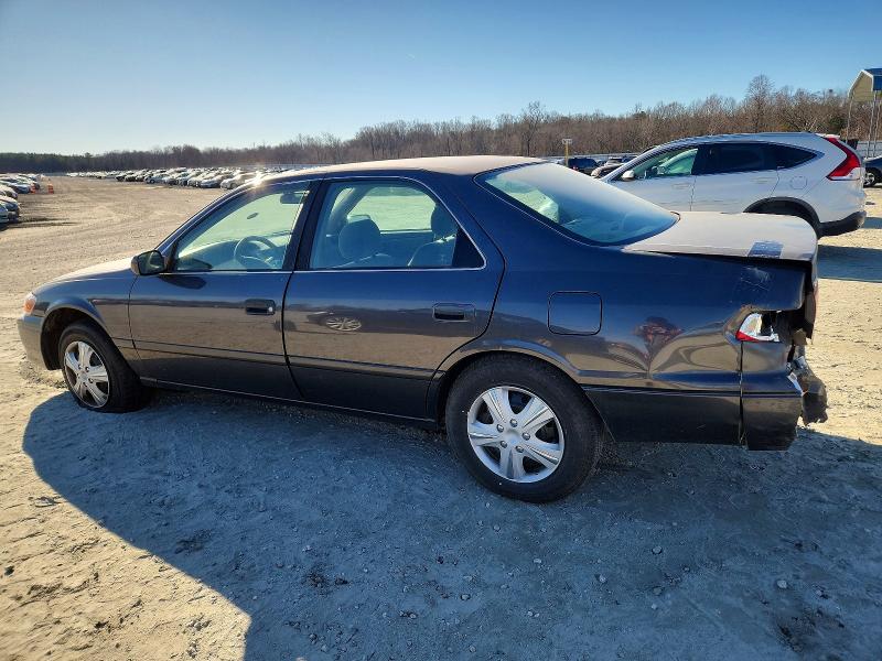 Photo 2 from auction – 2001 TOYOTA CAMRY CE with VIN 4T1BG22K11U868898