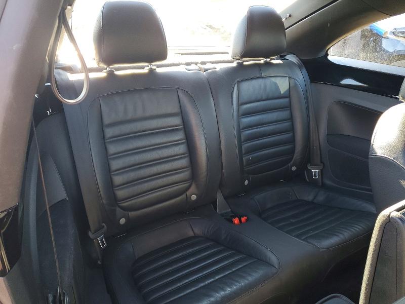 Photo 10 from auction – 2013 VOLKSWAGEN BEETLE with VIN 3VW4S7AT7DM684736