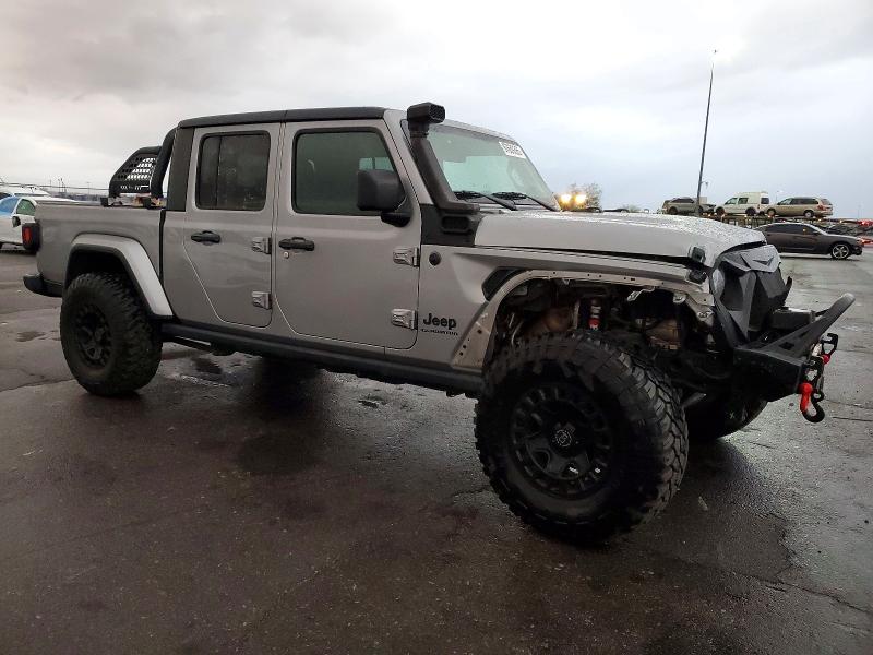 Photo 4 from auction – 2021 JEEP GLADIATOR with VIN 1C6HJTAG8ML521895