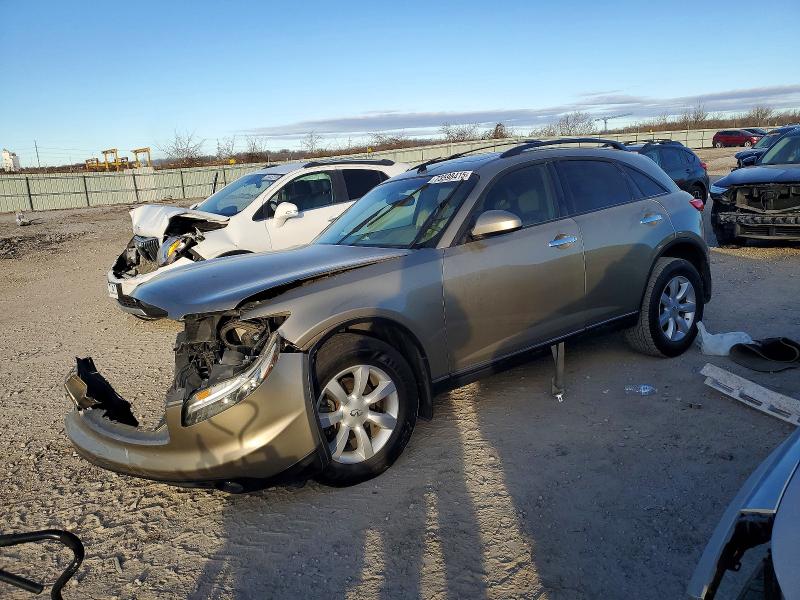 INFINITI FX35 2005 with VIN JNRAS08W25X219595 - Photo from auction