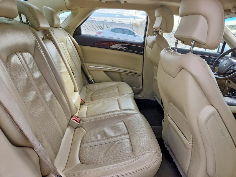 Photo 10 from auction – 2013 LINCOLN MKZ with VIN 3LN6L2LU1DR822982