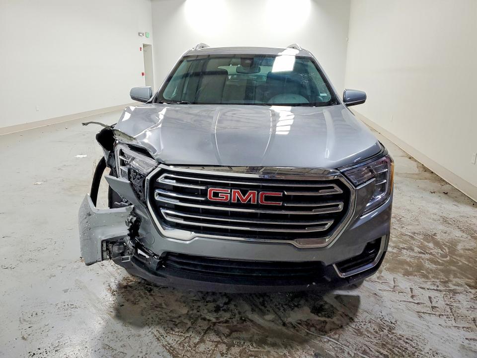 Photo 5 from auction – 2024 GMC TERRAIN SL with VIN 3GKALPEGXRL190940