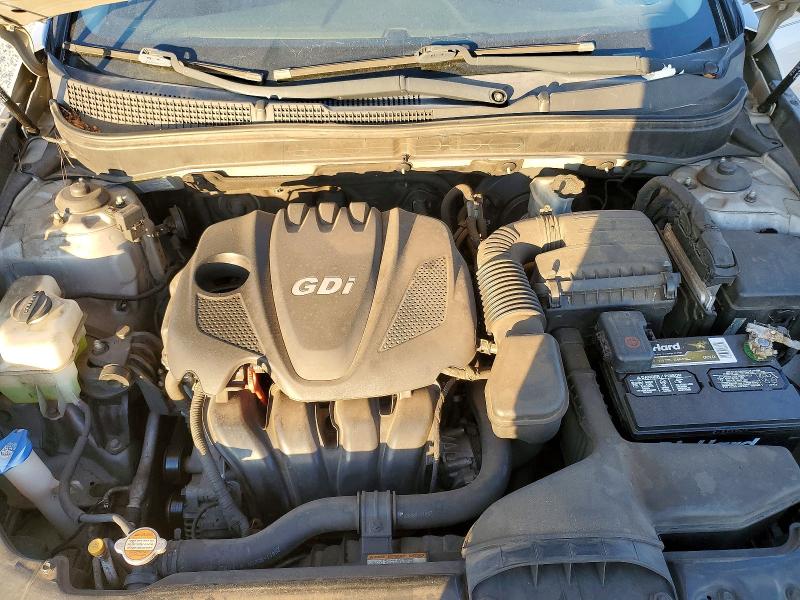 Photo 11 from auction – 2012 HYUNDAI SONATA SE with VIN 5NPEC4AC7CH392527