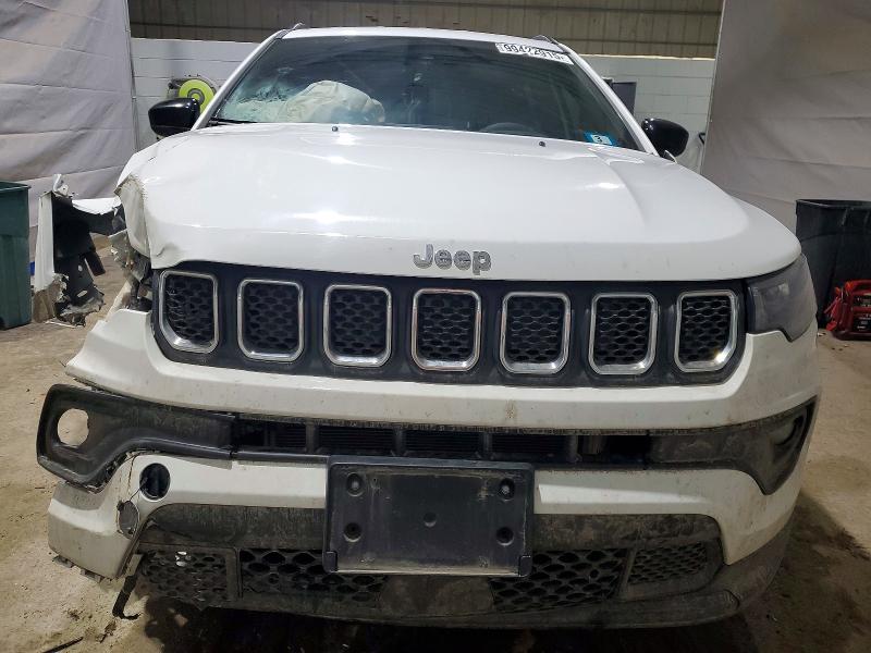 Photo 5 from auction – 2023 JEEP COMPASS LA with VIN 3C4NJDBN3PT553080