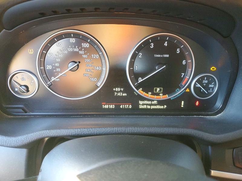Photo 9 from auction – 2011 BMW X3 XDRIVE3 with VIN 5UXWX7C55BL733537