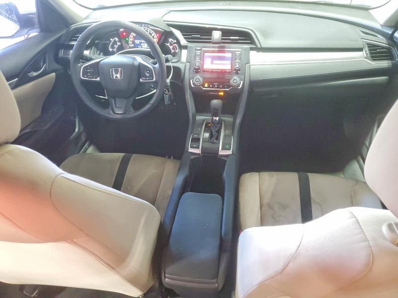 Photo 8 from auction – 2017 HONDA CIVIC LX with VIN 2HGFC2F55HH553428
