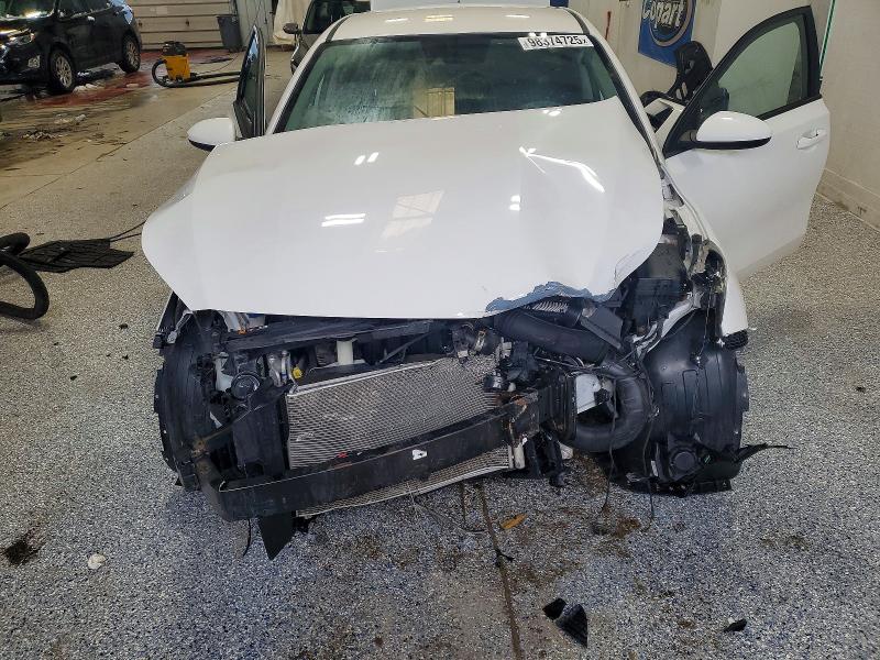 Photo 11 from auction – 2019 KIA FORTE FE with VIN 3KPF24ADXKE115910