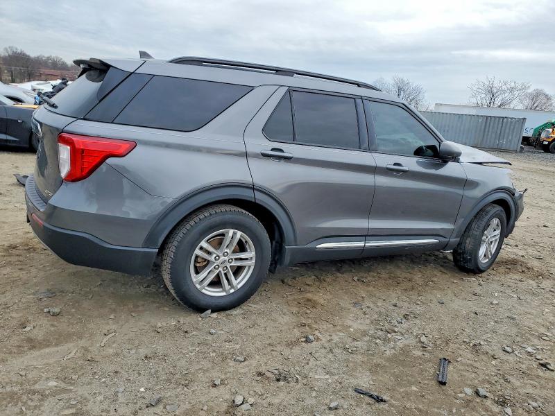 Photo 3 from auction – 2021 FORD EXPLORER with VIN 1FMSK8DH0MGA10988
