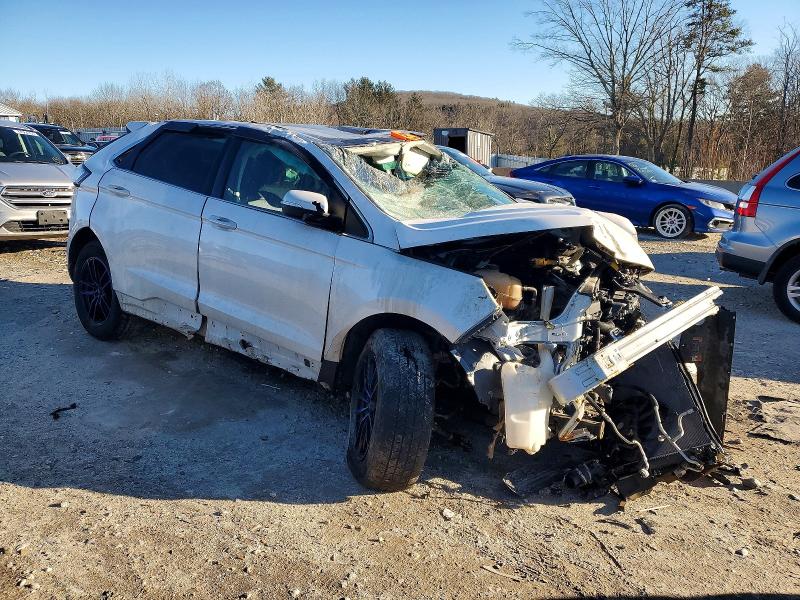 Photo 4 from auction – 2016 FORD EDGE with VIN 2FMPK4J96GBC33026