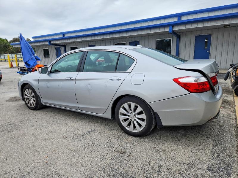 Photo 2 from auction – 2015 HONDA ACCORD with VIN 1HGCR2F83FA173995