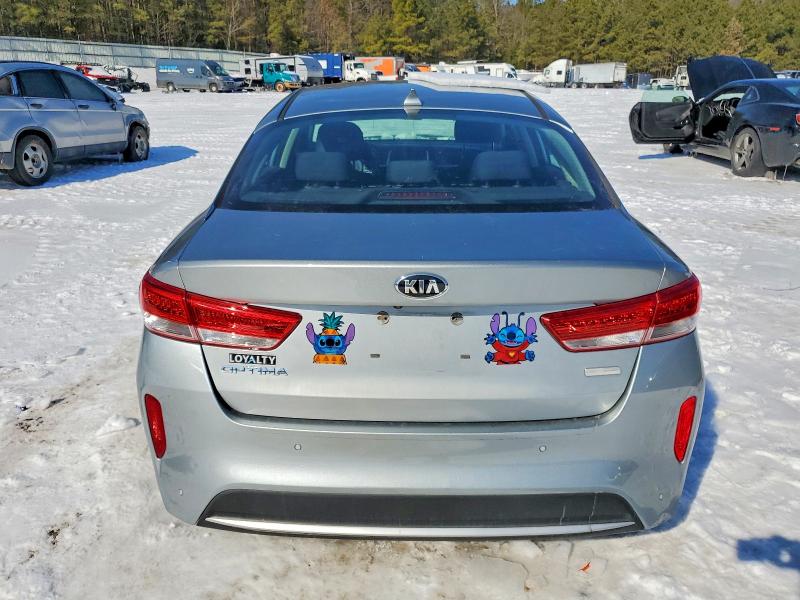 Photo 6 from auction – 2017 KIA OPTIMA with VIN KNAGT4LE4H5010479