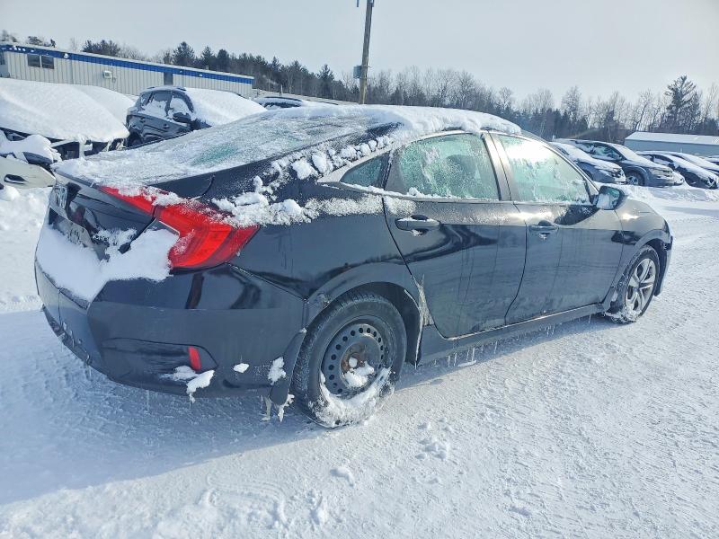 Photo 3 from auction – 2017 HONDA CIVIC LX with VIN 2HGFC2F60HH007595