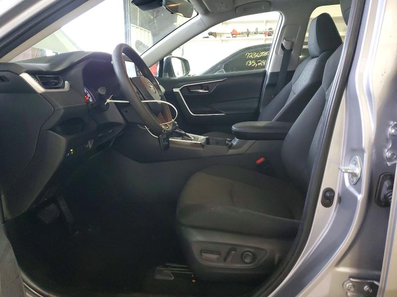 Photo 7 from auction – 2021 TOYOTA RAV4 XLE with VIN 2T3P1RFV1MW223412