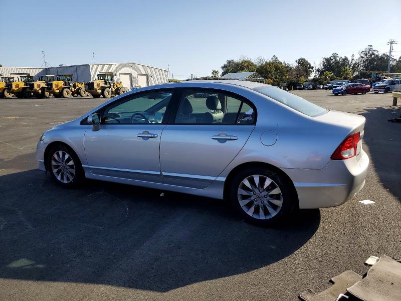 Photo 2 from auction – 2011 HONDA CIVIC EXL with VIN 2HGFA1F99BH502492