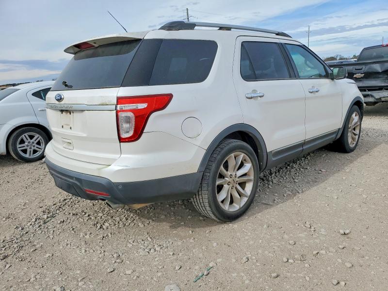 Photo 3 from auction – 2011 FORD EXPLORER with VIN 1FMHK7D85BGA87339