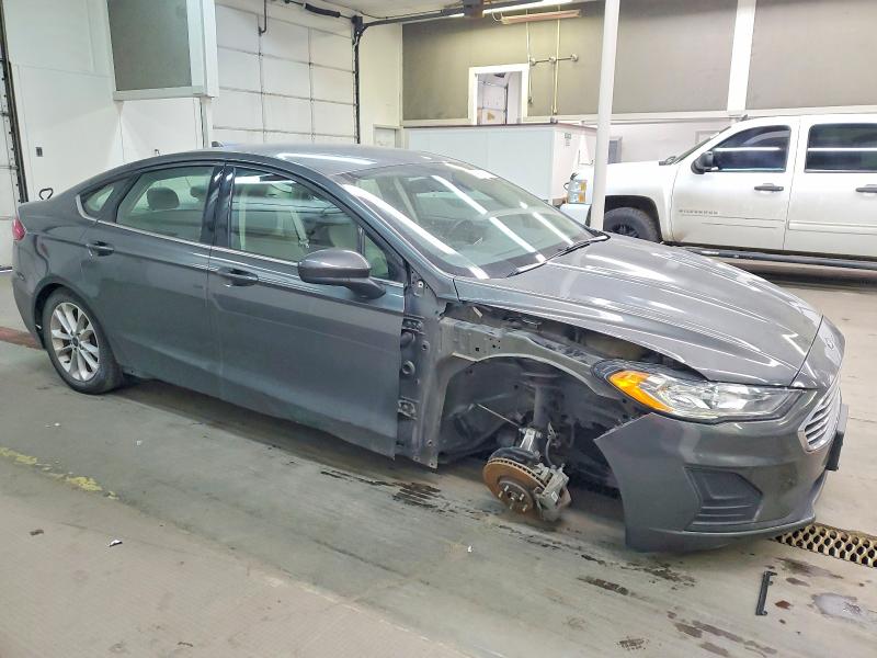 Photo 4 from auction – 2019 FORD FUSION with VIN 3FA6P0HD3KR239743