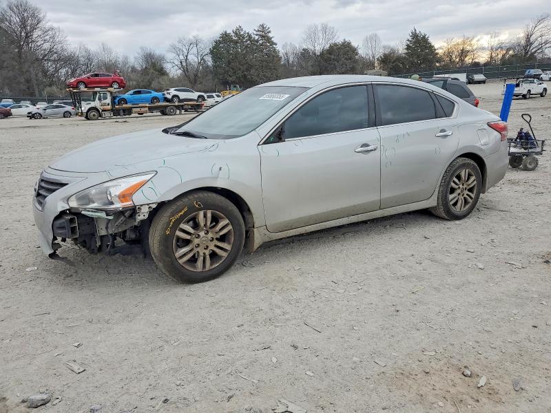 NISSAN ALTIMA 2015 z numerem VIN 1N4AL3AP1FN364020 - Zdjęcie z aukcji