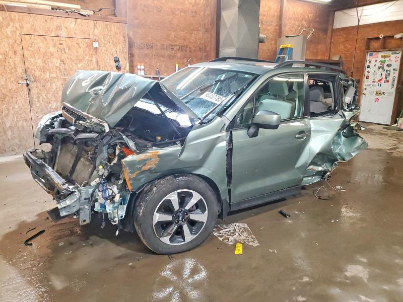 SUBARU FORESTER 2 2018 with VIN JF2SJAEC1JH498194 - Photo from auction