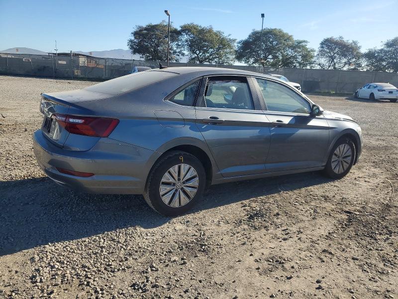 Photo 3 from auction – 2020 VOLKSWAGEN JETTA with VIN 3VWC57BU5LM084516