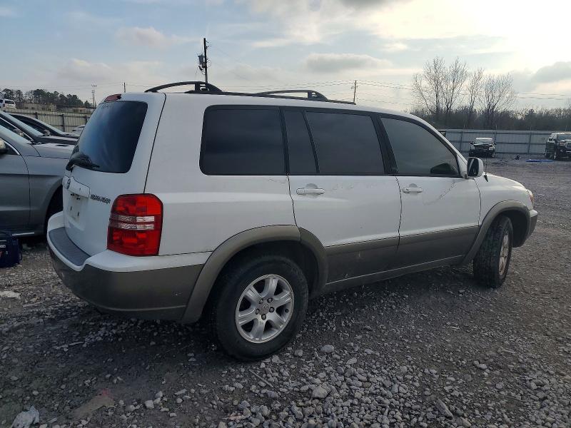 Photo 3 from auction – 2002 TOYOTA HIGHLANDER with VIN JTEGF21A020069740