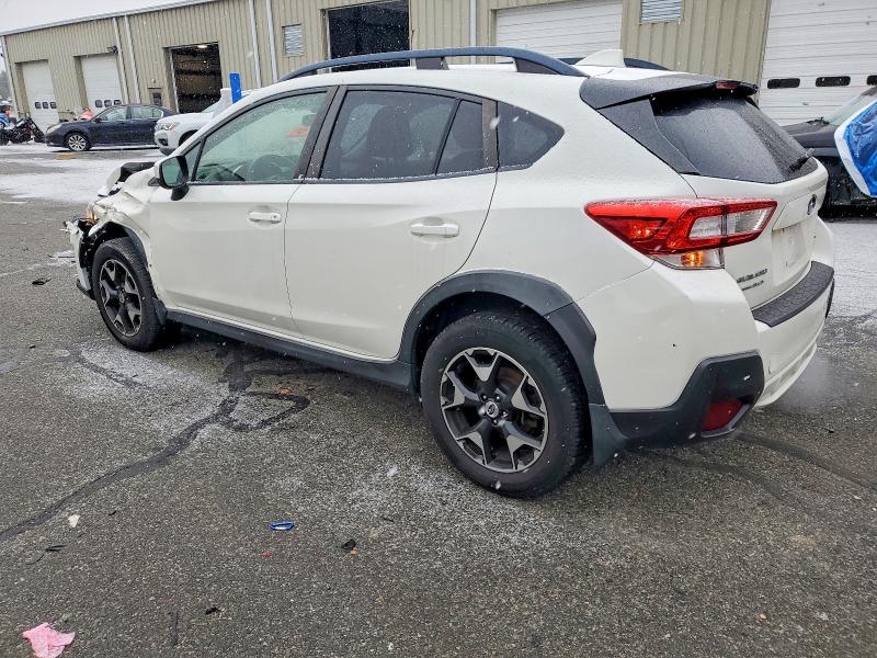 Photo 2 from auction – 2018 SUBARU CROSSTREK with VIN JF2GTABC8JH226407