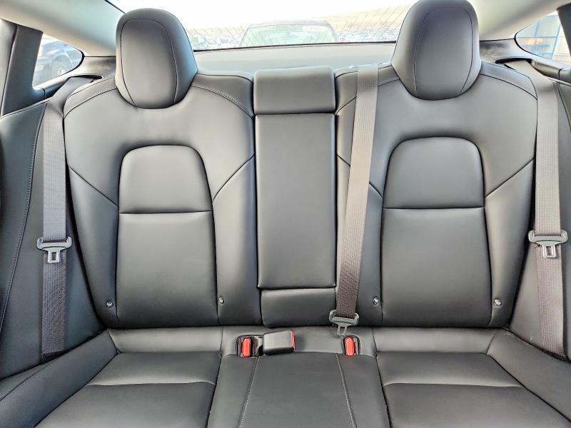 Photo 10 from auction – 2018 TESLA MODEL 3 with VIN 5YJ3E1EBXJF065861