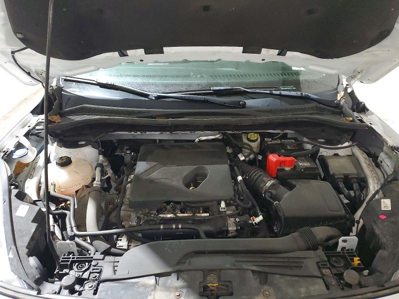 Photo 12 from auction – 2020 FORD ESCAPE with VIN 1FMCU9G60LUA59946