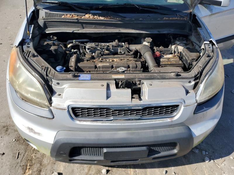 Photo 12 from auction – 2011 KIA SOUL with VIN KNDJT2A25B7723215