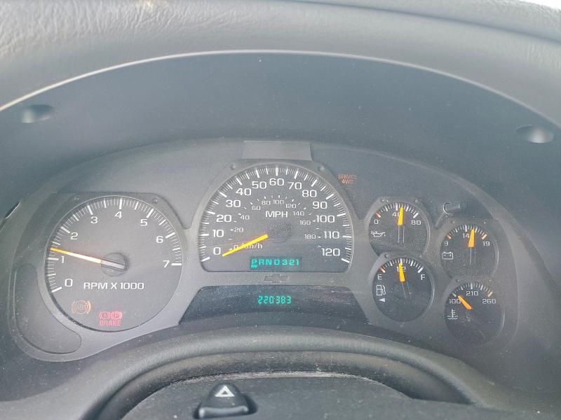 Photo 9 from auction – 2002 CHEVROLET TRAILBLAZE with VIN 1GNDT13S522462015