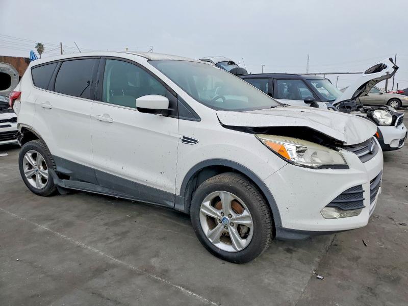 Photo 4 from auction – 2013 FORD ESCAPE with VIN 1FMCU0GX2DUC49107