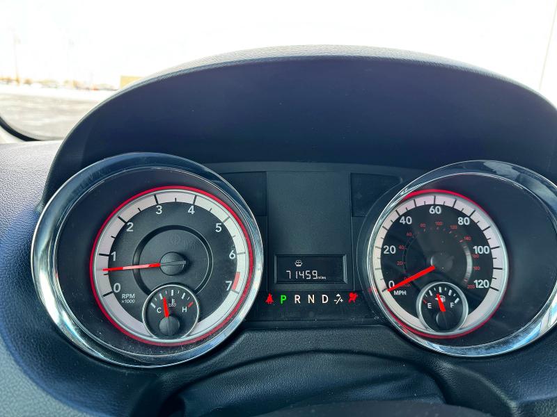 Photo 8 from auction – 2012 DODGE GRAND CARA with VIN 2C4RDGCG1CR104438