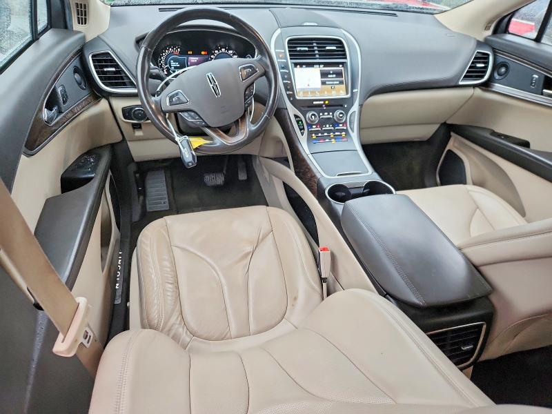 Photo 8 from auction – 2016 LINCOLN MKX RESERV with VIN 2LMTJ6LR6GBL57909