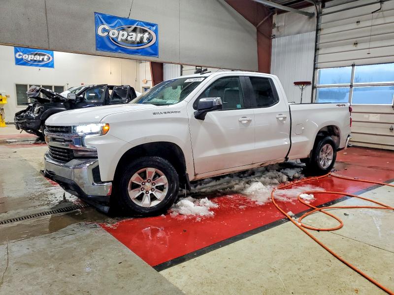 CHEVROLET SILVERADO 2020 with VIN 1GCRYDED2LZ381272 - Photo from auction