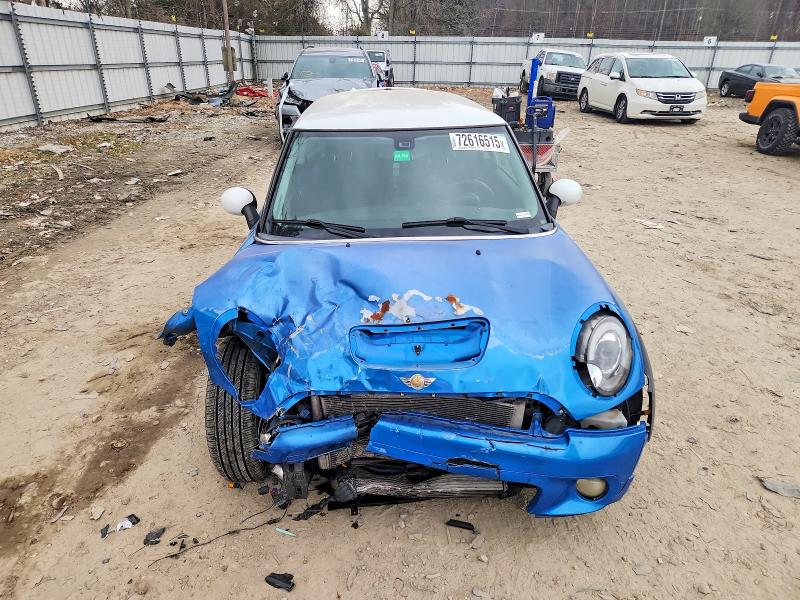 Photo 5 from auction – 2007 MINI COOPER S with VIN WMWMF73577TT82193