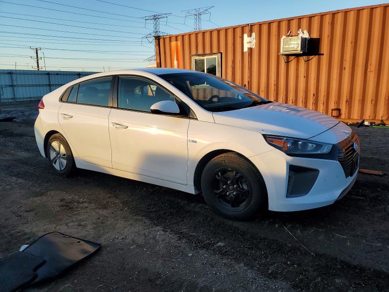 Photo 4 from auction – 2017 HYUNDAI IONIQ BLUE with VIN KMHC65LC3HU030964