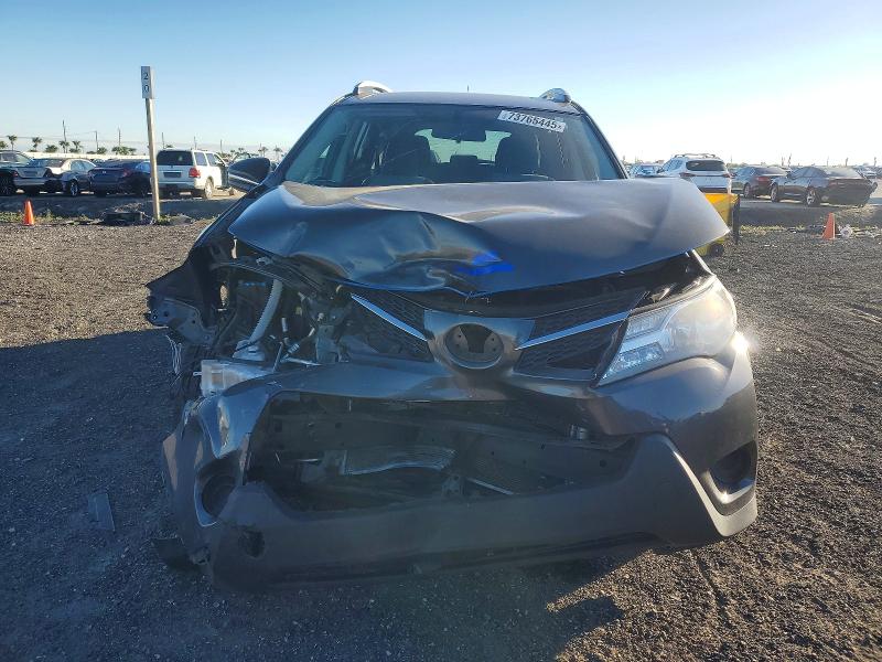 Photo 5 from auction – 2015 TOYOTA RAV4 with VIN 2T3ZFREV6FW152416