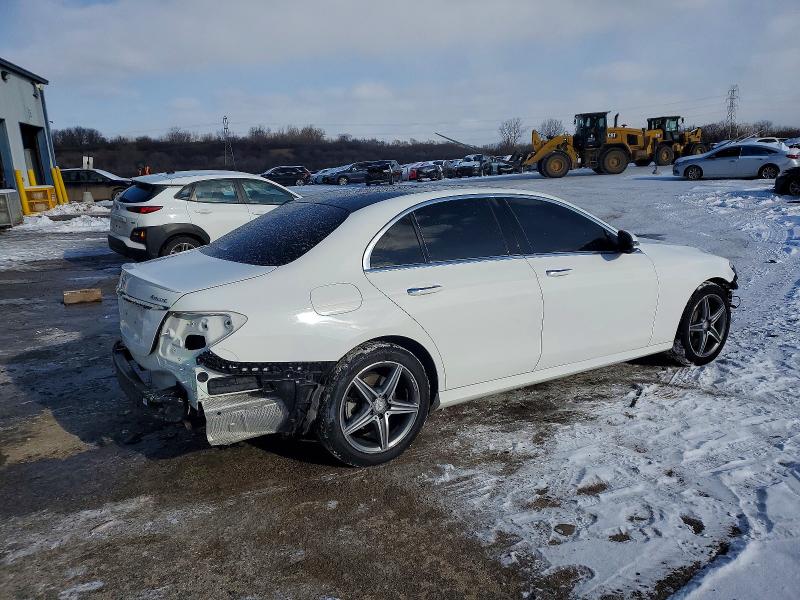 Photo 3 from auction – 2017 MERCEDES-BENZ E 300 4MAT with VIN WDDZF4KB4HA185015