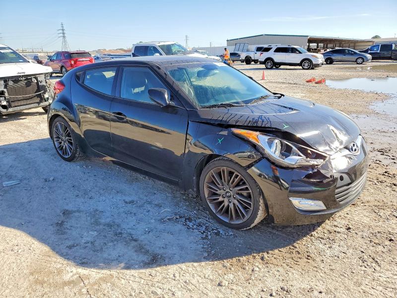 Photo 4 from auction – 2014 HYUNDAI VELOSTER with VIN KMHTC6ADXEU213669