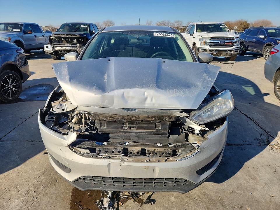Photo 5 from auction – 2017 FORD FOCUS with VIN 1FADP3K27HL328674