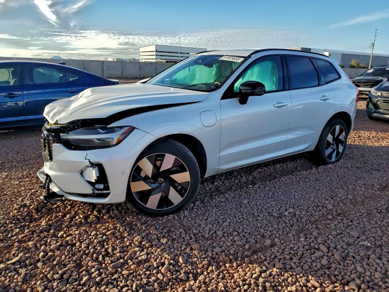 Photo 1 from auction – 2025 VOLVO XC60 PLUS with VIN YV4H60RC6S1102301