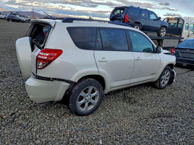 Photo 3 from auction – 2011 TOYOTA RAV4 with VIN 2T3YK4DV0BW012173