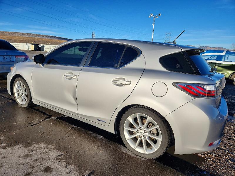 Photo 2 from auction – 2012 LEXUS CT 200 with VIN JTHKD5BH7C2107468