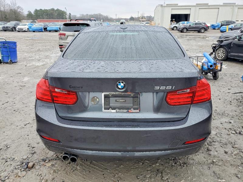 Photo 6 from auction – 2013 BMW 328 I with VIN WBA3A5C55DF356703