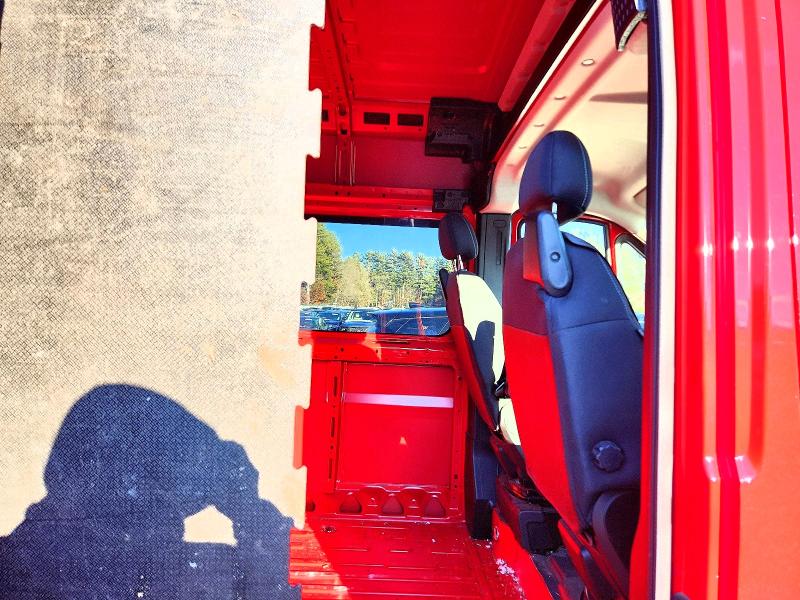 Photo 11 from auction – 2023 RAM PROMASTER 2500 with VIN 3C6LRVPG3PE554001