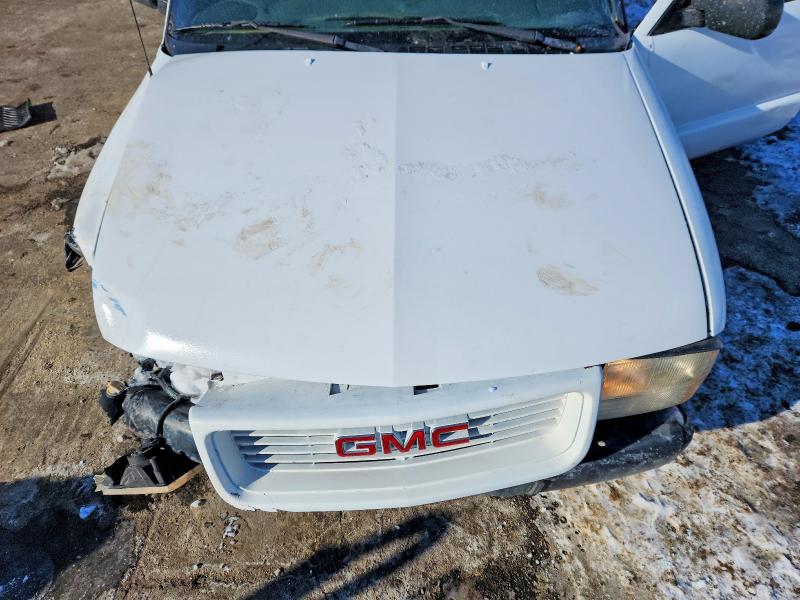 Photo 11 from auction – 1999 GMC SONOMA with VIN 1GTCS1944X8500208