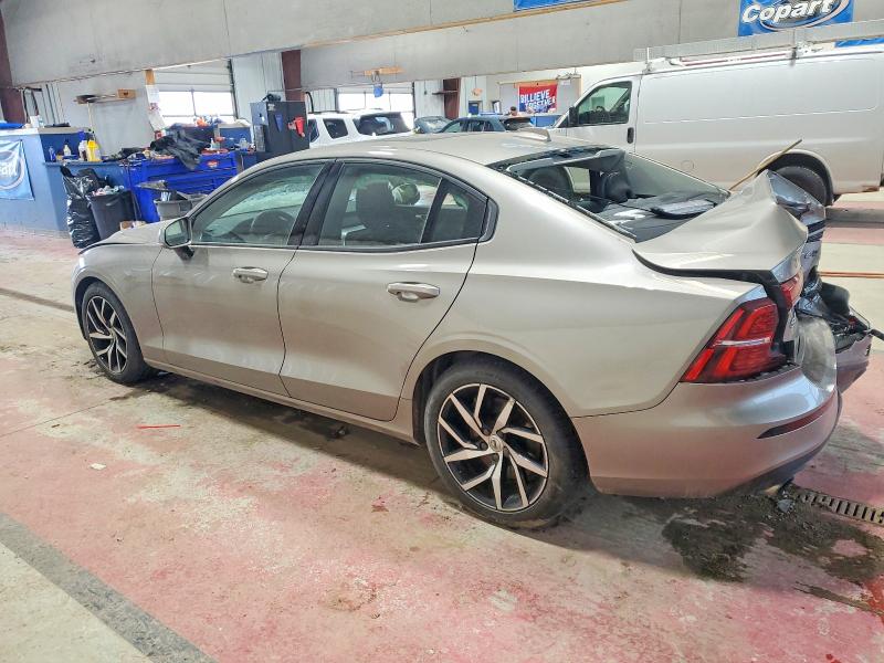 Photo 2 from auction – 2019 VOLVO S60 T6 MOM with VIN 7JRA22TK2KG005736
