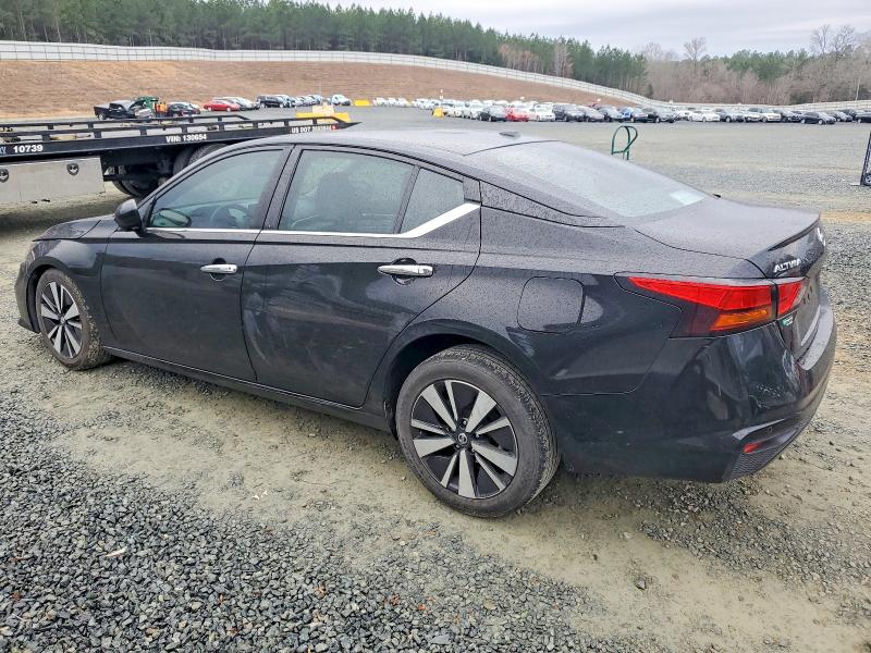 Photo 2 from auction – 2021 NISSAN ALTIMA with VIN 1N4BL4DV8MN309520